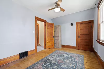 942 Central Avenue W, Saint Paul, MN 55104 - Photo 19