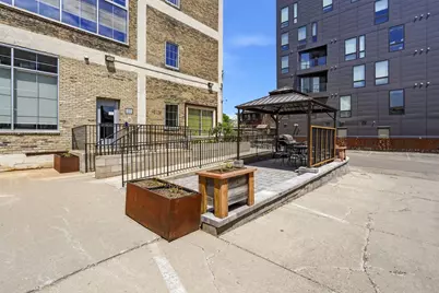 918 N 3rd Street #201, Minneapolis, MN 55401 - Photo 37