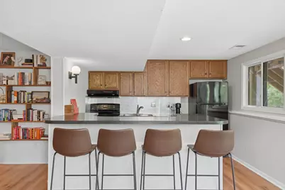 9137 Forest Hills Circle, Bloomington, MN 55437 - Photo 51