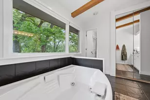 9137 Forest Hills Cir, Bloomington, MN 55437 - Photo 37