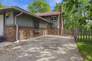 9137 Forest Hills Cir, Bloomington, MN 55437 - Photo 73