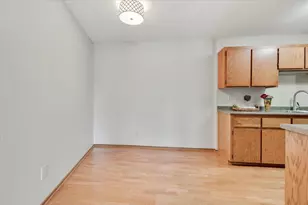 210 W Grant St, Minneapolis, MN 55403 - Photo 9
