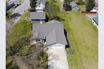 901 5th Street NE, Staples, MN 56479 - Photo 3