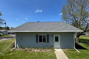 901 5th St NE, Staples, MN 56479 - Photo 15