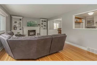 16404 Temple Drive S, Minnetonka, MN 55345 - Photo 7