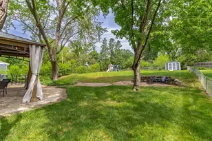 16404 Temple Dr S, Minnetonka, MN 55345 - Photo 35