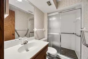 5367 Hyland Pl, Bloomington, MN 55437 - Photo 19