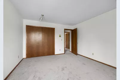 5367 Hyland Place, Bloomington, MN 55437 - Photo 13