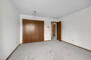 5367 Hyland Pl, Bloomington, MN 55437 - Photo 13