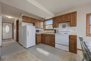 12681 W Lake Sallie Dr, Detroit Lakes, MN 56501 - Photo 9