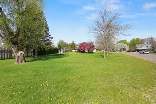 612 Watab Ct, Sartell, MN 56377 - Photo 7