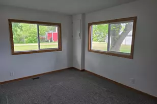 1561 Broadway St, Bigelow, MN 56117 - Photo 11