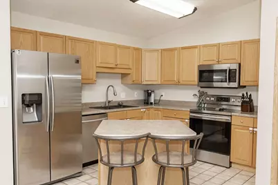 2901 Dakota Park Circle S, Fargo, ND 58104 - Photo 9