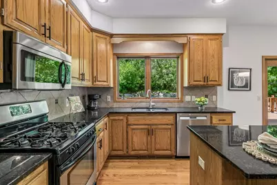 13846 Guild Avenue, Apple Valley, MN 55124 - Photo 23