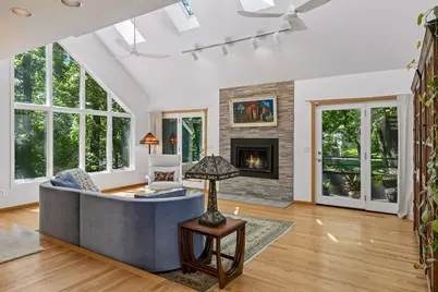 4827 Lamplighters Lane, Minnetonka, MN 55345 - Photo 3
