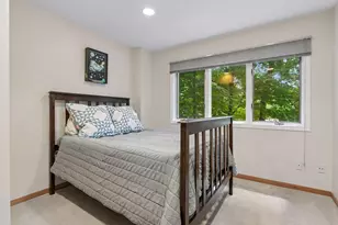 4827 Lamplighters Ln, Minnetonka, MN 55345 - Photo 21