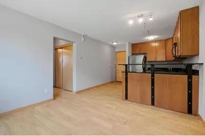 2530 1st Ave S #101, Minneapolis, MN 55404 - Photo 9