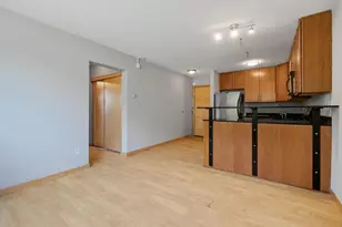 2530 1st Ave S, Minneapolis, MN 55404 - Photo 9