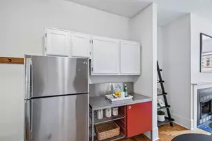 605 S 9th St, Minneapolis, MN 55404 - Photo 11
