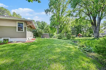 400 Milbert Road, Minnetonka, MN 55305 - Photo 11
