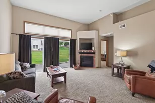 4693 Bloomberg Ln, Inver Grove Heights, MN 55076 - Photo 7