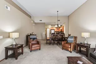 4693 Bloomberg Ln, Inver Grove Heights, MN 55076 - Photo 9
