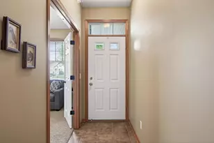 4693 Bloomberg Ln, Inver Grove Heights, MN 55076 - Photo 5