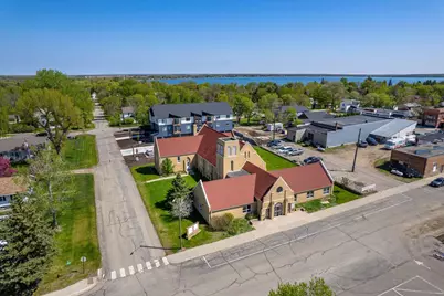 112 W Main Street, Battle Lake, MN 56515 - Photo 3
