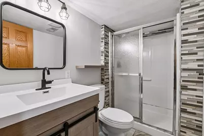 8450 Hiawatha Avenue, Eden Prairie, MN 55347 - Photo 19