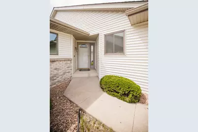 2 Line Drive, Morris, MN 56267 - Photo 5