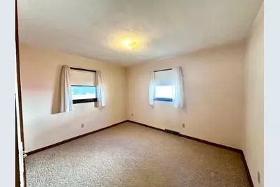 207 N Pine Street, Caledonia, MN 55921 - Photo 19