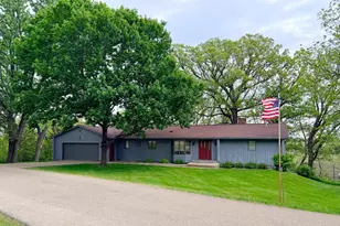 24106 Walnut Dr, Albert Lea, MN 56007 - Photo 3