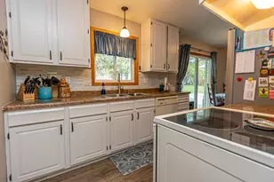 1003 High St, Alexandria, MN 56308 - Photo 11