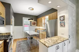 132 W 36th St, Minneapolis, MN 55408 - Photo 15