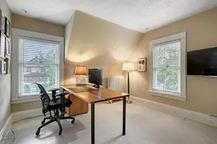 132 W 36th St, Minneapolis, MN 55408 - Photo 23