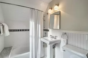 132 W 36th St, Minneapolis, MN 55408 - Photo 21