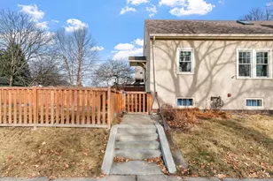 2300 McKinley Street NE, Minneapolis, MN 55418 - Photo 25