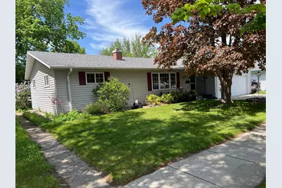 407 1st Street SW, Wadena, MN 56482 - Photo 1