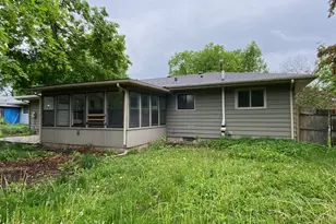 315 Charles St SW, Hutchinson, MN 55350 - Photo 21