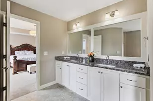 12920 Rose Bluff Blvd, Burnsville, MN 55337 - Photo 31