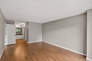 10501 Cedar Lake Rd, Minnetonka, MN 55305 - Photo 19