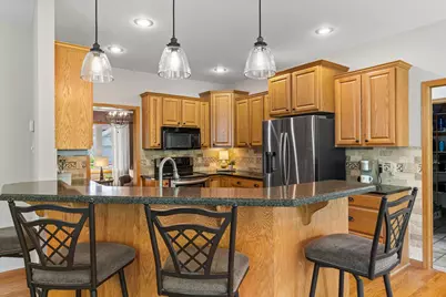20670 Hazelwood Trail, Lakeville, MN 55044 - Photo 5
