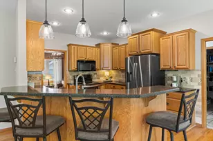 20670 Hazelwood Tr, Lakeville, MN 55044 - Photo 5
