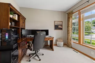 20670 Hazelwood Tr, Lakeville, MN 55044 - Photo 15