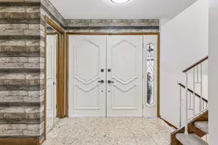 10110 Oak Shore Dr, Lakeville, MN 55044 - Photo 9