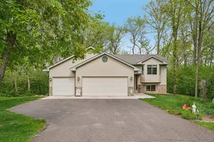 715 Lewis Ave, Rush City, MN 55069 - Photo 1