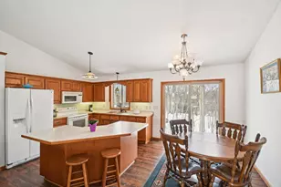 715 Lewis Ave, Rush City, MN 55069 - Photo 9