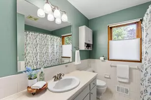 2420 Ensign Ave N, Golden Valley, MN 55427 - Photo 21