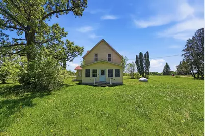 8005 381st Avenue NW, Dalbo, MN 55017 - Photo 3