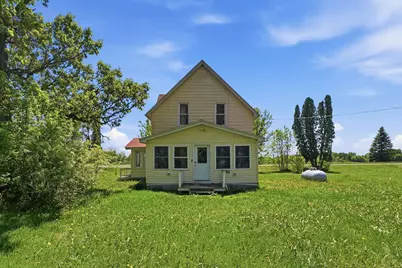 8005 381st Avenue NW, Dalbo, MN 55017 - Photo 1